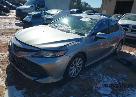 2019 Toyota Camry Le from USA, damaged, VIN 4T1B11HK6KU688756